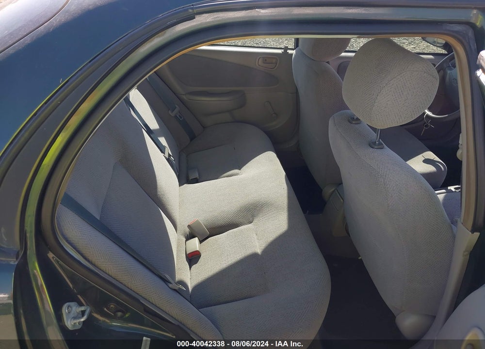 2000 CHEVROLET PRIZM VIN: 1Y1SK528XYZ433184