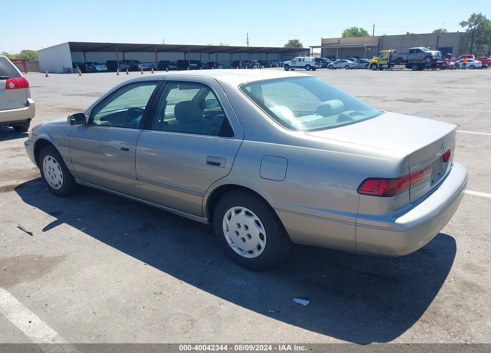 1998 TOYOTA CAMRY LE VIN: JT2BG22K2W0234527