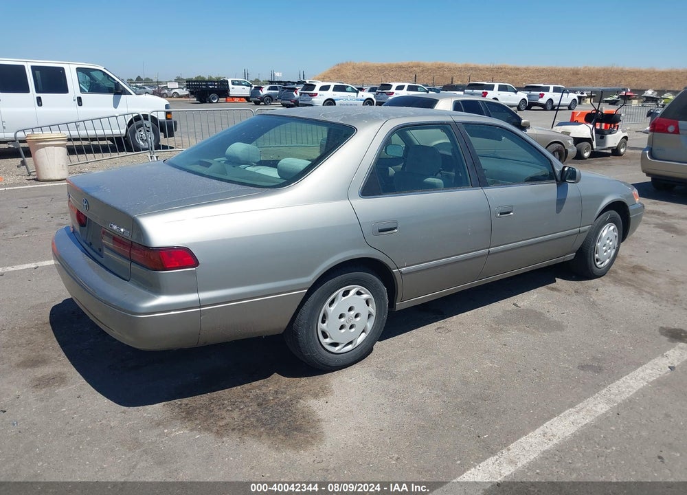 1998 TOYOTA CAMRY LE VIN: JT2BG22K2W0234527