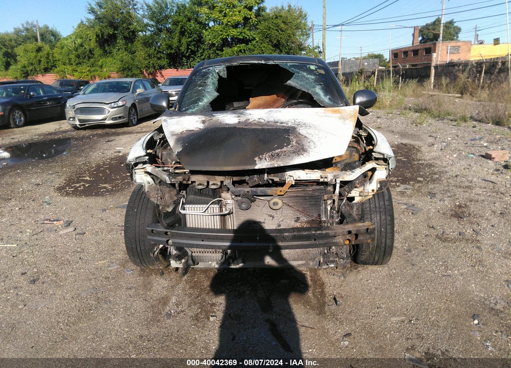 2011 NISSAN JUKE S VIN: JN8AF5MRXBT003762