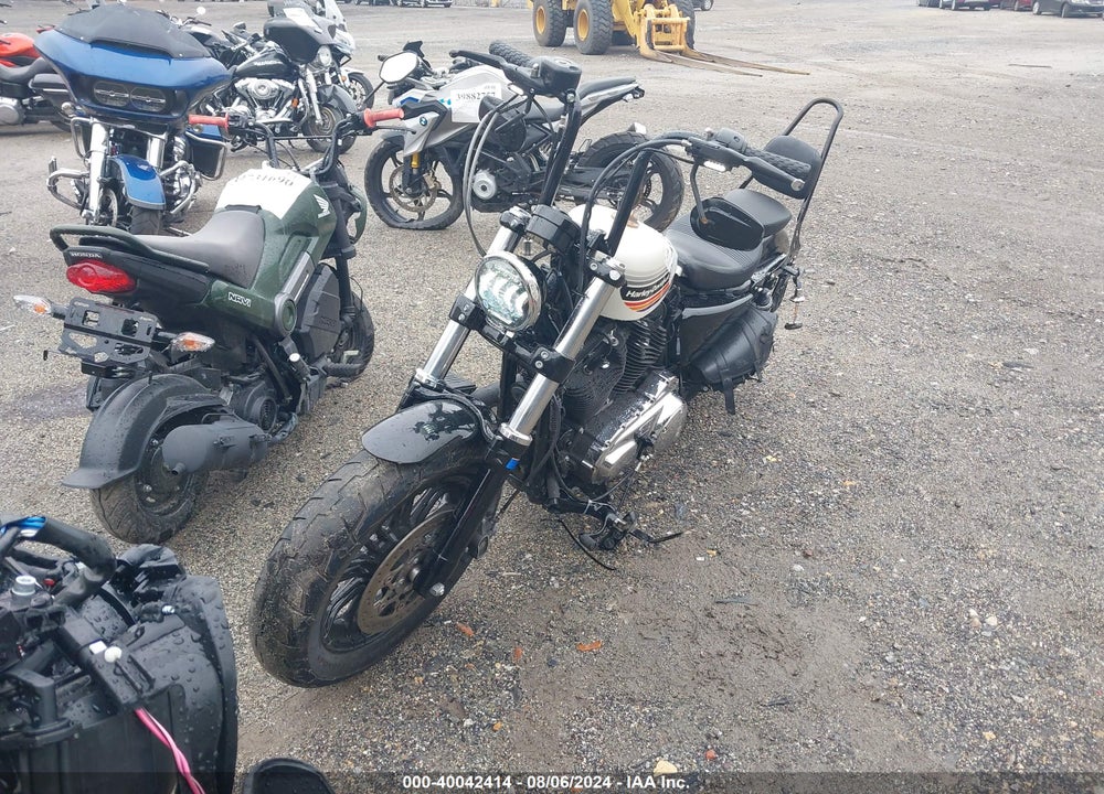 2018 HARLEY-DAVIDSON XL1200 XS VIN: 1HD1LR324JC423661