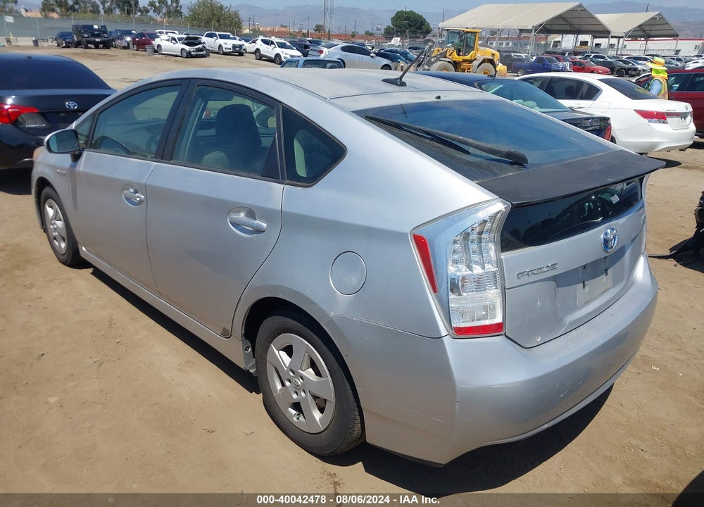 2010 TOYOTA PRIUS II VIN: JTDKN3DU5A1270880
