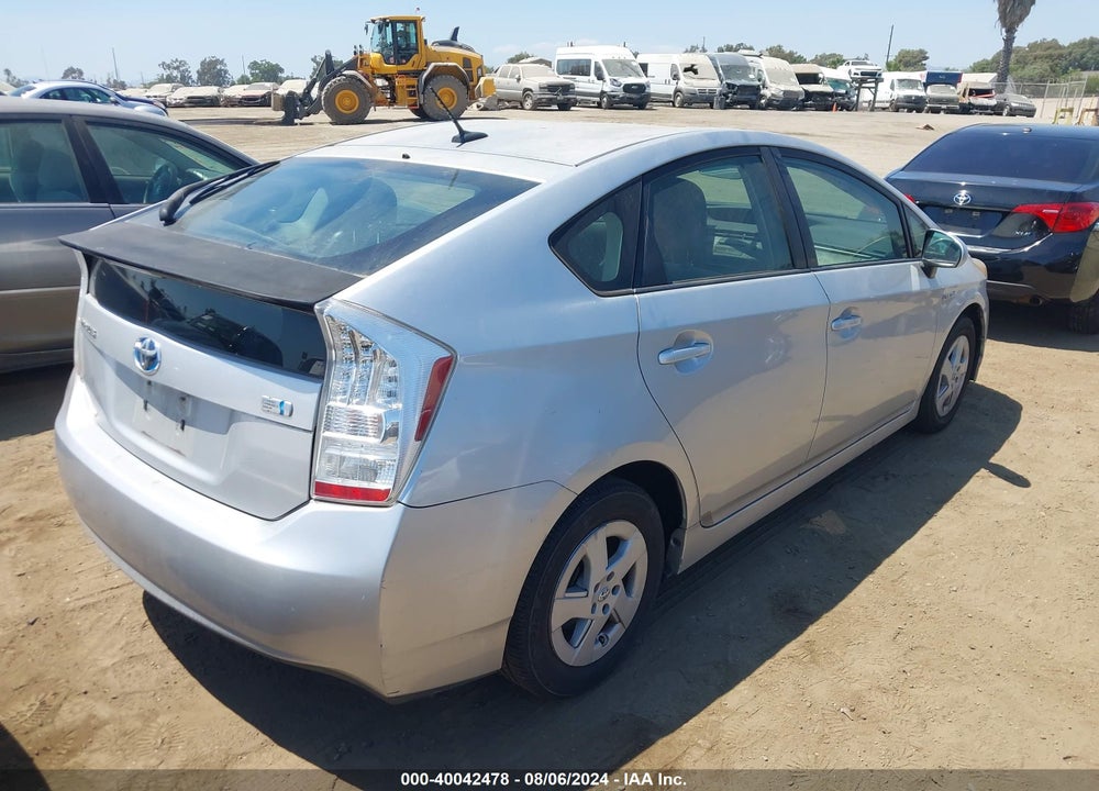 2010 TOYOTA PRIUS II VIN: JTDKN3DU5A1270880