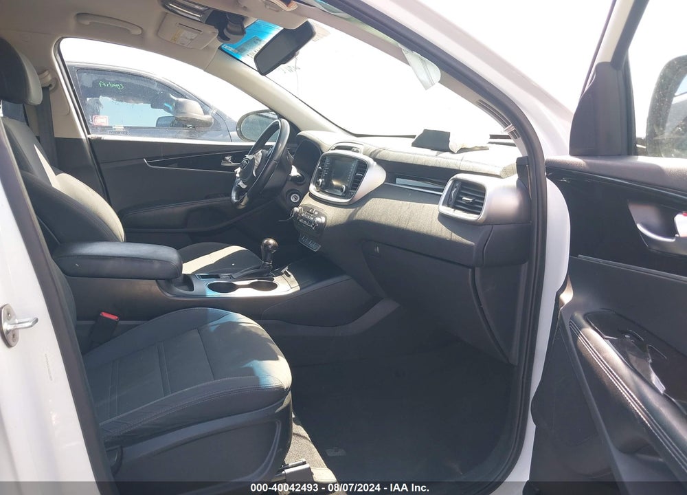 2017 KIA SORENTO 2.4L LX VIN: 5XYPG4A31HG201809