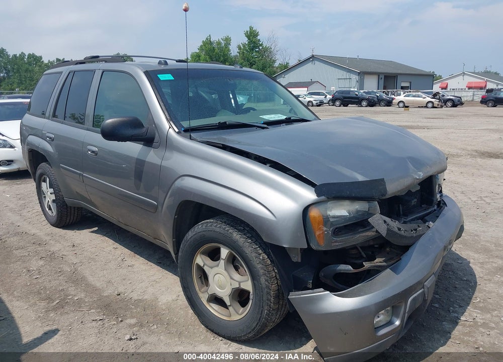 2005 CHEVROLET TRAILBLAZER LT VIN: 1GNDT13S252157818