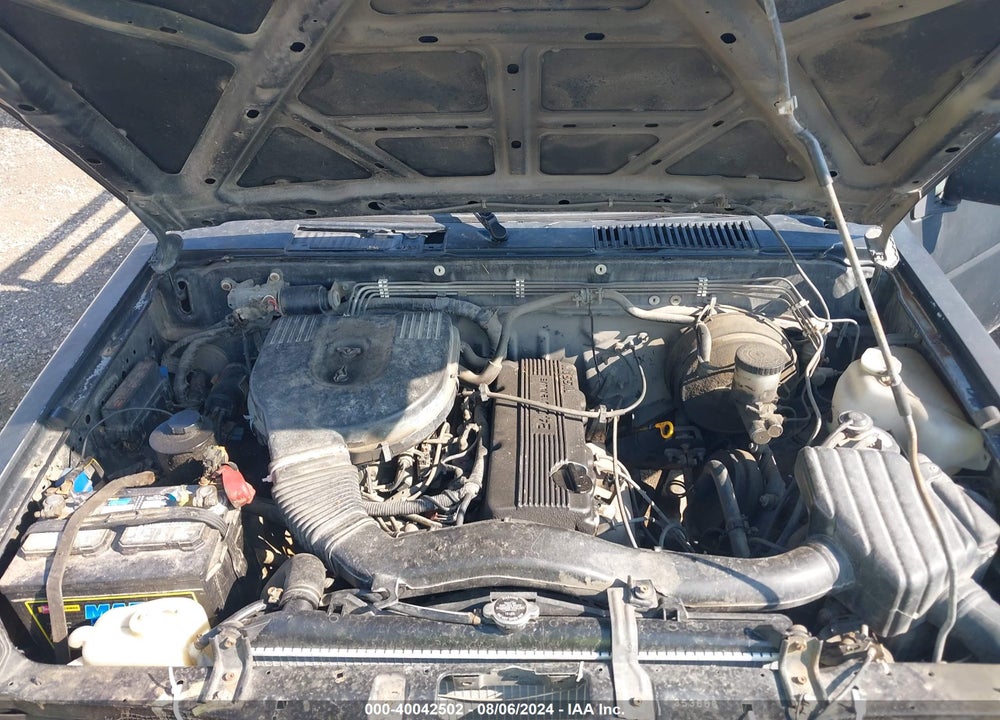 1994 NISSAN TRUCK XE VIN: 1N6SD11Y7RC353688