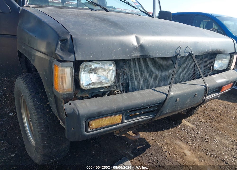 1994 NISSAN TRUCK XE VIN: 1N6SD11Y7RC353688