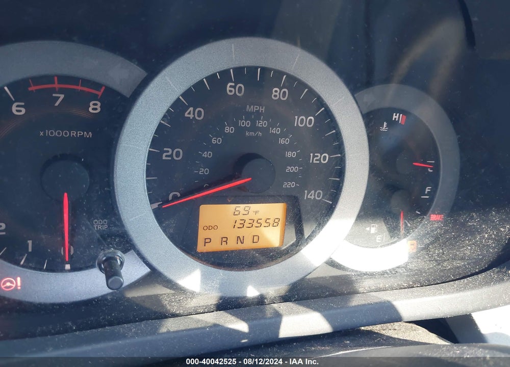 2011 TOYOTA RAV4 VIN: 2T3ZF4DV4BW055553