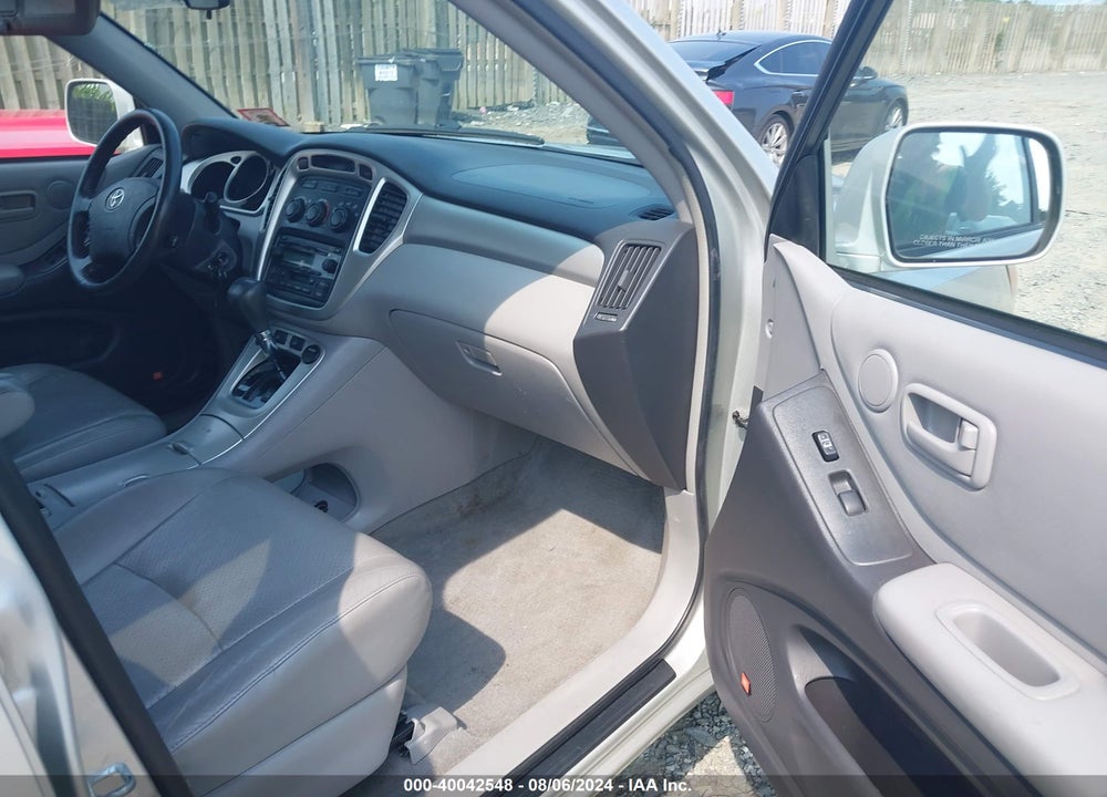 2005 TOYOTA HIGHLANDER V6 VIN: JTEEP21A150077354