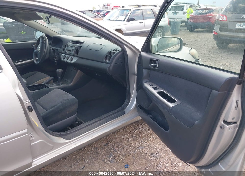 2006 TOYOTA CAMRY SE VIN: 4T1BE30K06U668326