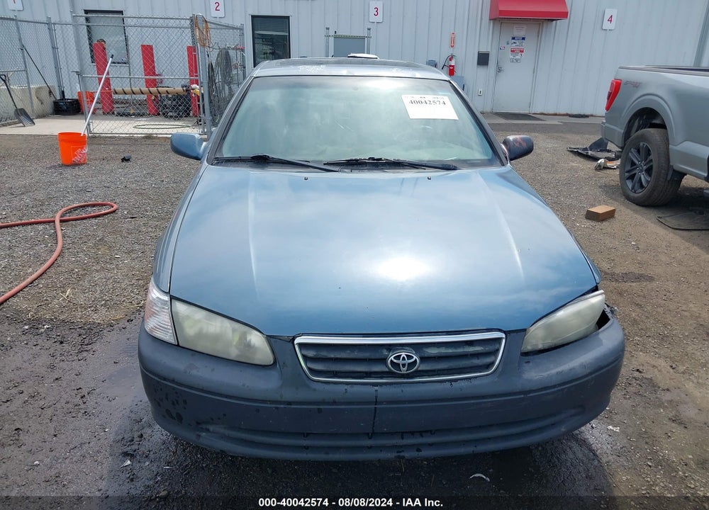 2000 TOYOTA CAMRY XLE V6 VIN: JT2BF28K1Y0270111