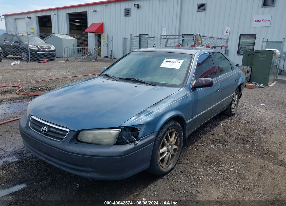 2000 TOYOTA CAMRY XLE V6 VIN: JT2BF28K1Y0270111