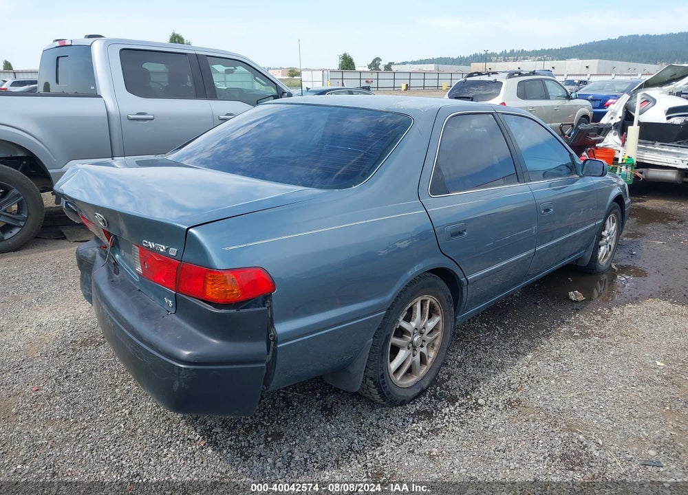 2000 TOYOTA CAMRY XLE V6 VIN: JT2BF28K1Y0270111
