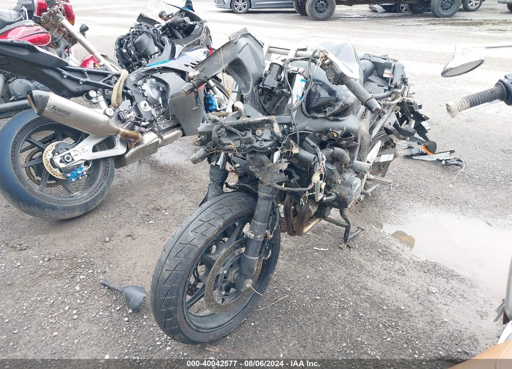 2009 YAMAHA FZ6 SHG VIN: JYARJ13E19A006605