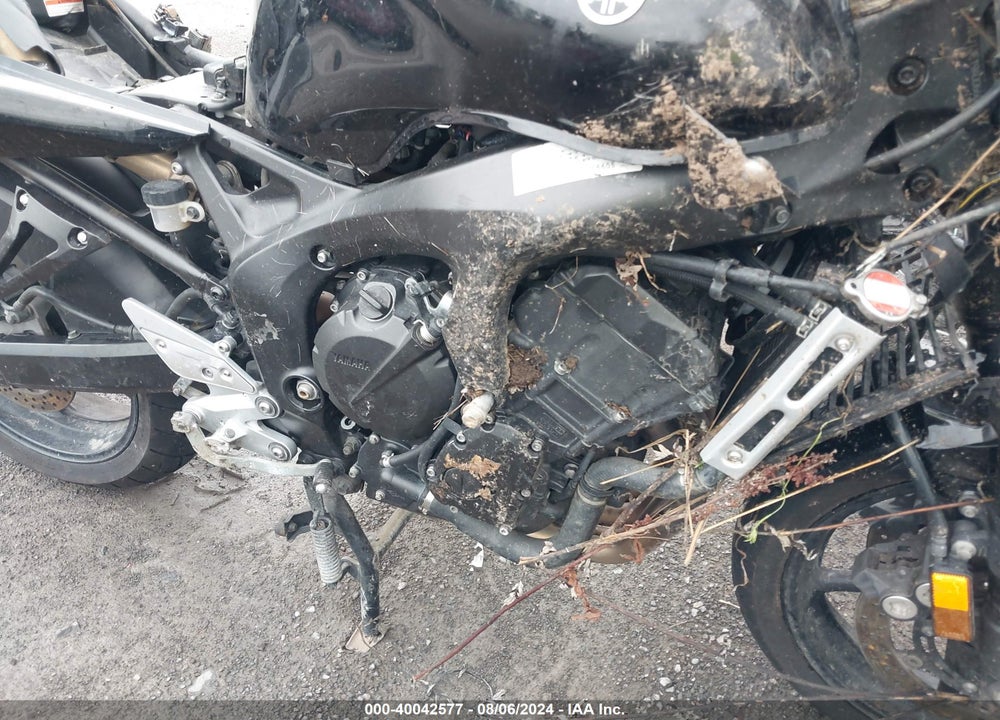 2009 YAMAHA FZ6 SHG VIN: JYARJ13E19A006605