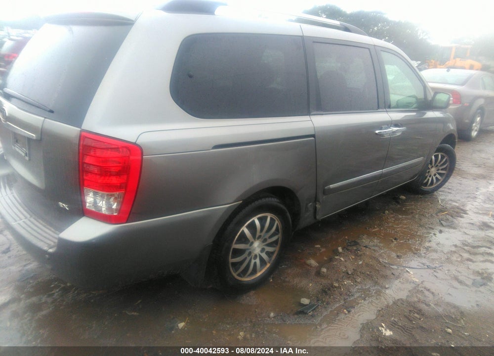 2011 KIA SEDONA EX VIN: KNDMH4C77B6400471