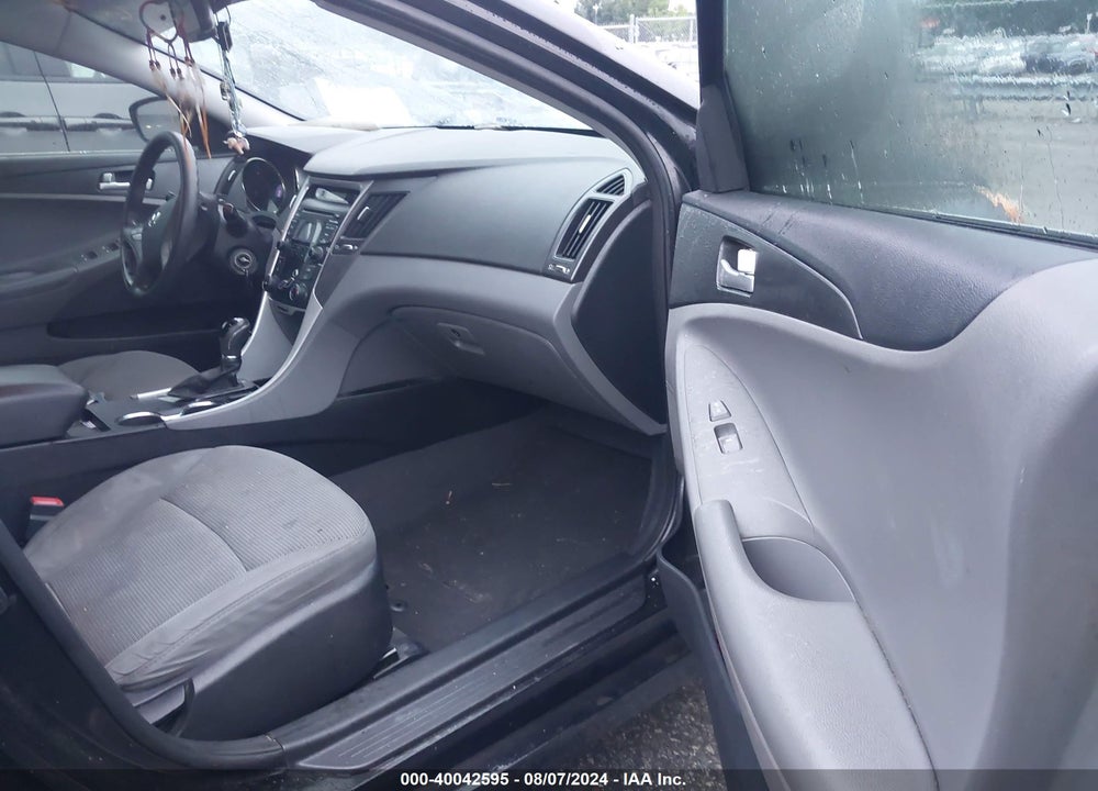 2013 HYUNDAI SONATA GLS VIN: 5NPEB4AC7DH691309
