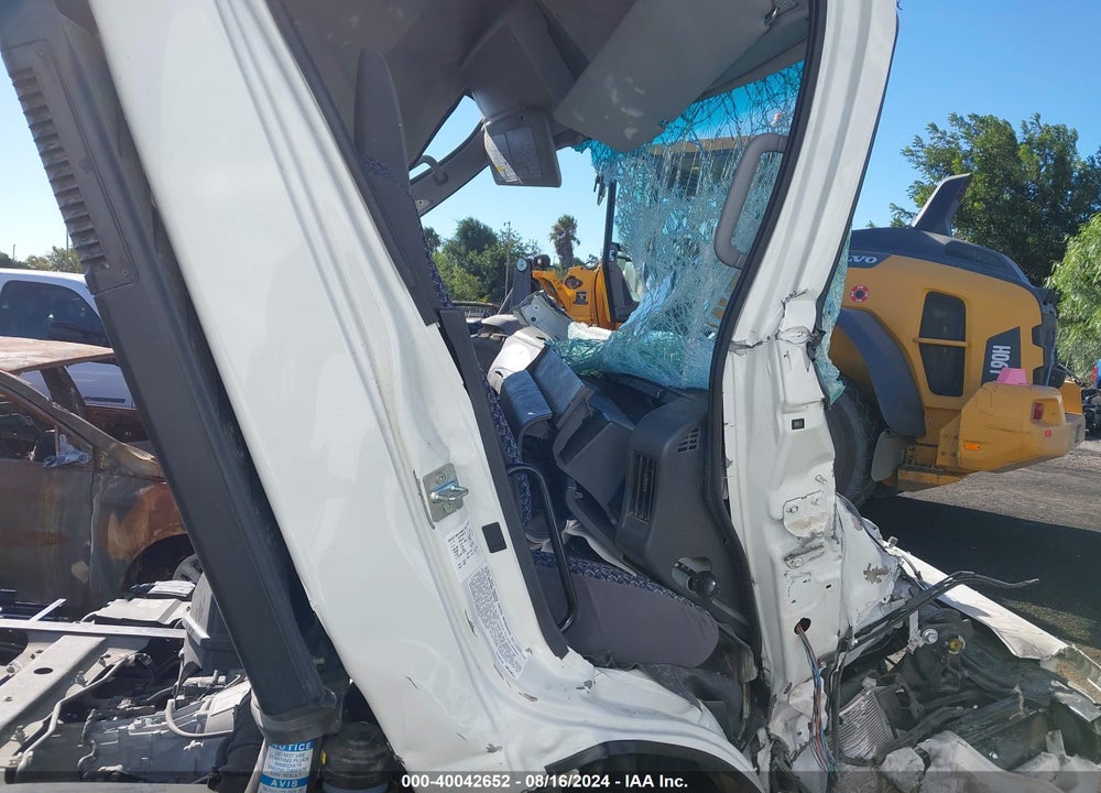 2024 ISUZU NRR VIN: JALE5W160R7308978