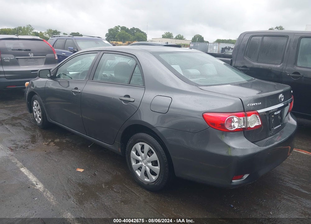 2011 TOYOTA COROLLA LE VIN: 2T1BU4EE5BC725921