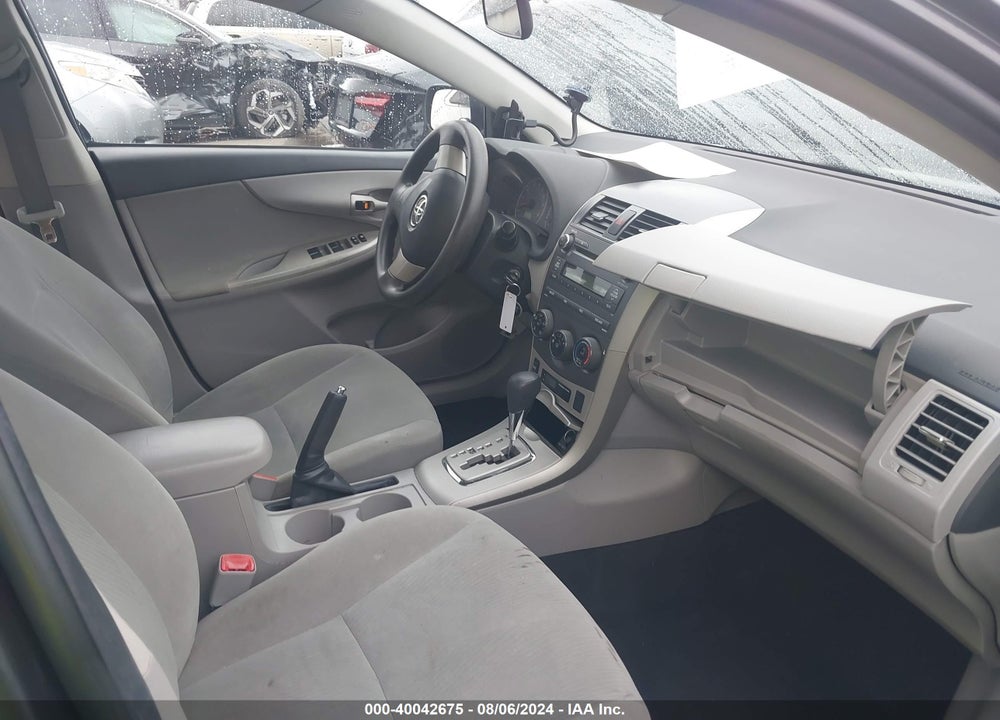2011 TOYOTA COROLLA LE VIN: 2T1BU4EE5BC725921
