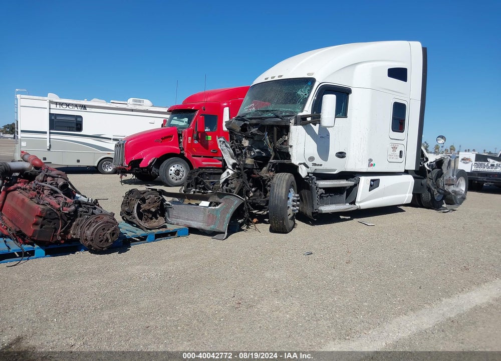2017 KENWORTH T680 VIN: 1XKYD49X4HJ108159