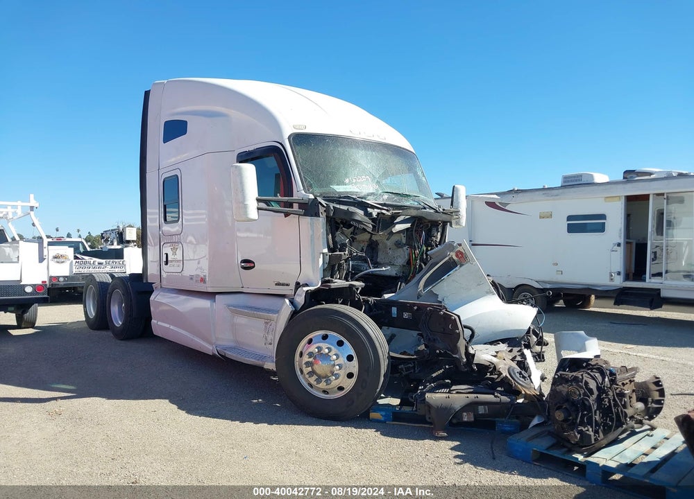 2017 KENWORTH T680 VIN: 1XKYD49X4HJ108159