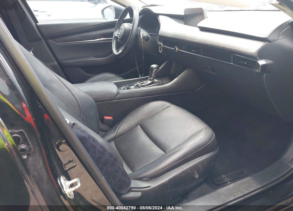2019 MAZDA 3 PREMIUM PACKAGE VIN: JM1BPBEM0K1131048