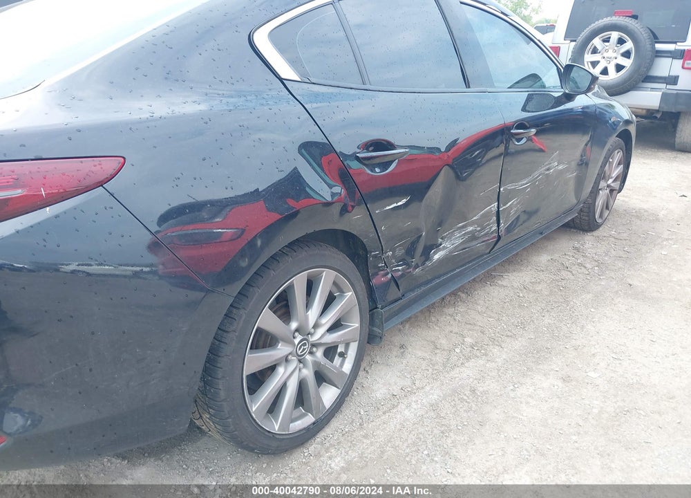 2019 MAZDA 3 PREMIUM PACKAGE VIN: JM1BPBEM0K1131048