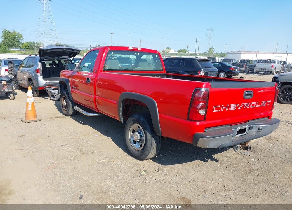2007 CHEVROLET SILVERADO 2500HD CLASSIC LS VIN: 1GCHC24U87E105658