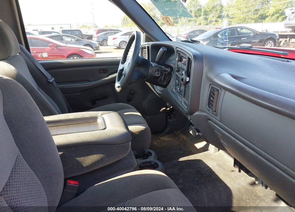 2007 CHEVROLET SILVERADO 2500HD CLASSIC LS VIN: 1GCHC24U87E105658