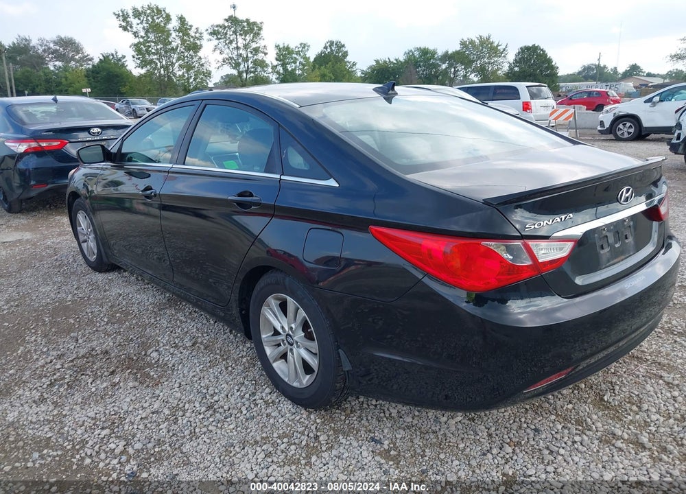 2013 HYUNDAI SONATA GLS VIN: 5NPEB4AC7DH515070
