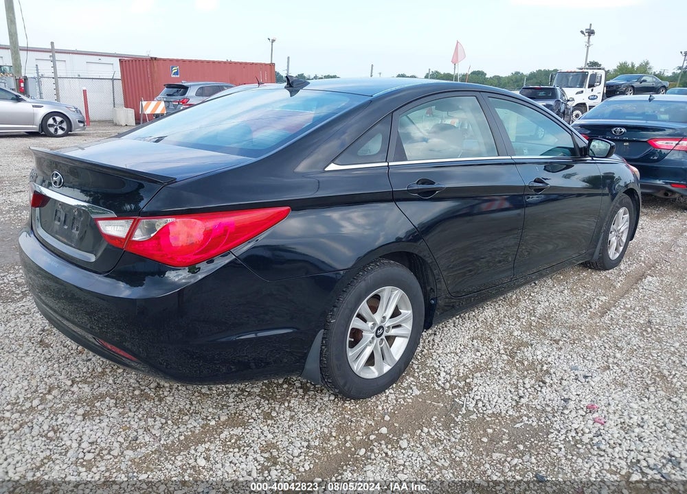 2013 HYUNDAI SONATA GLS VIN: 5NPEB4AC7DH515070