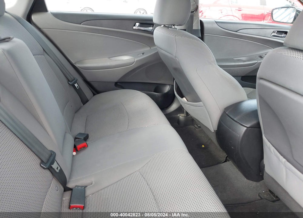 2013 HYUNDAI SONATA GLS VIN: 5NPEB4AC7DH515070