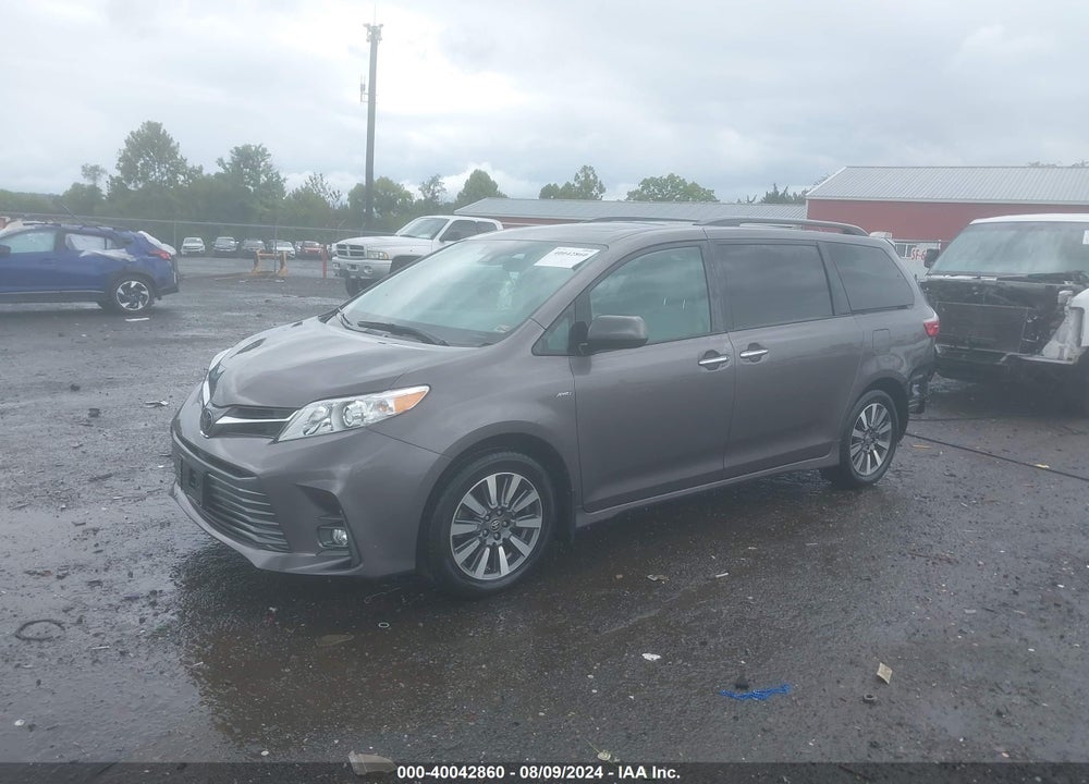 2020 TOYOTA SIENNA XLE VIN: 5TDDZ3DC4LS251506