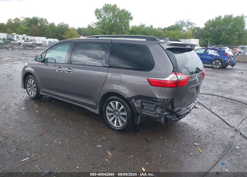 2020 TOYOTA SIENNA XLE VIN: 5TDDZ3DC4LS251506