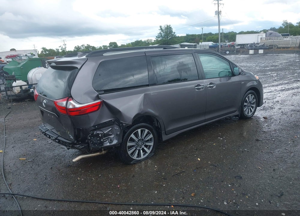 2020 TOYOTA SIENNA XLE VIN: 5TDDZ3DC4LS251506