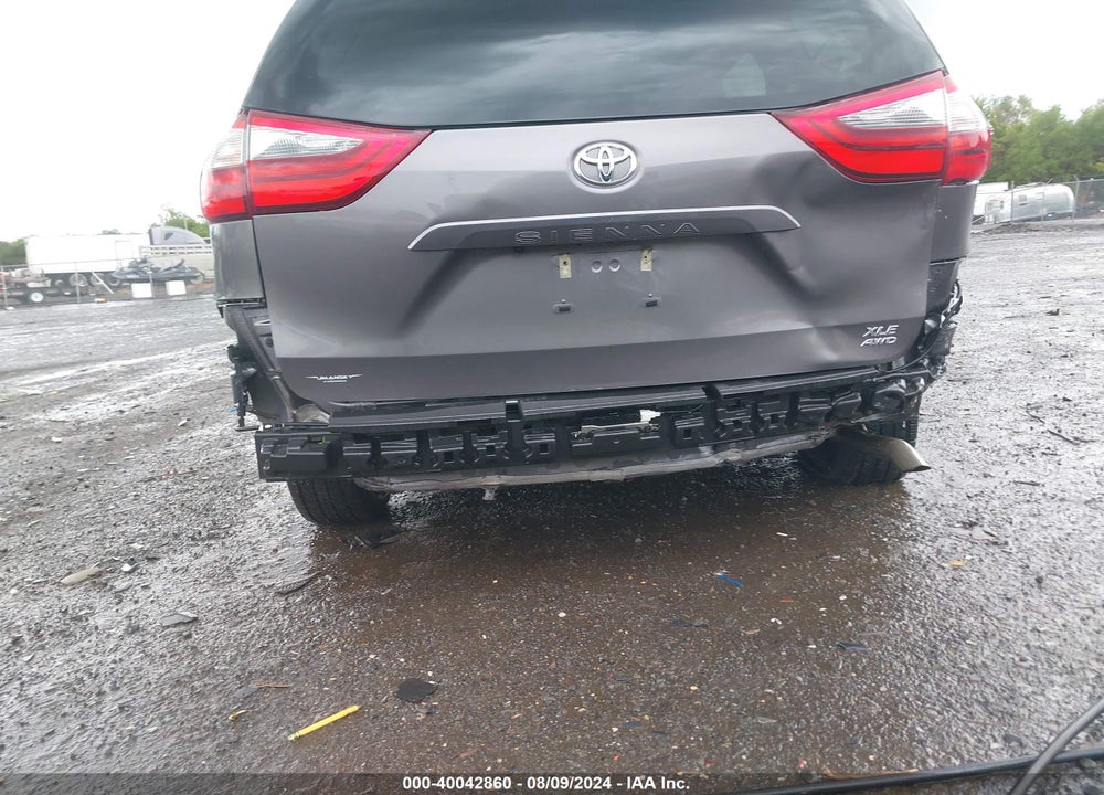 2020 TOYOTA SIENNA XLE VIN: 5TDDZ3DC4LS251506
