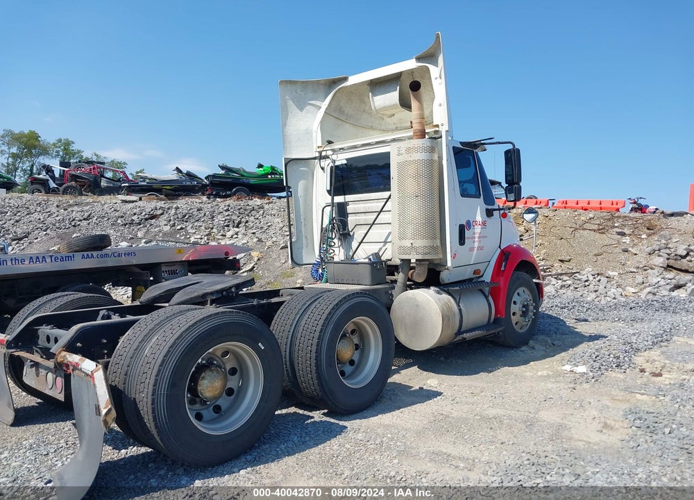 2009 INTERNATIONAL 8600 8600 VIN: 1HSHXAHR29J133977