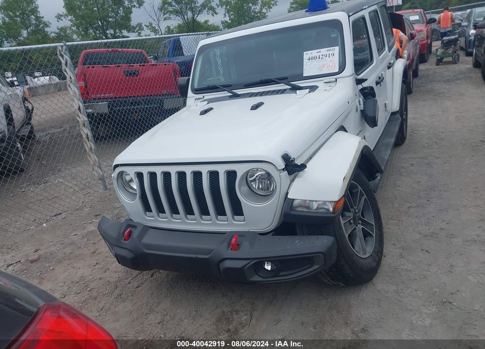 2018 JEEP WRANGLER UNLIMITED SAHARA 4X4 VIN: 1C4HJXEG0JW132365