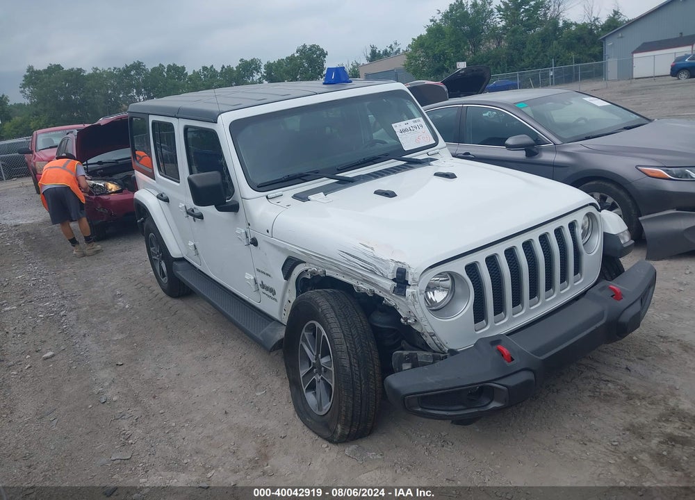 2018 JEEP WRANGLER UNLIMITED SAHARA 4X4 VIN: 1C4HJXEG0JW132365