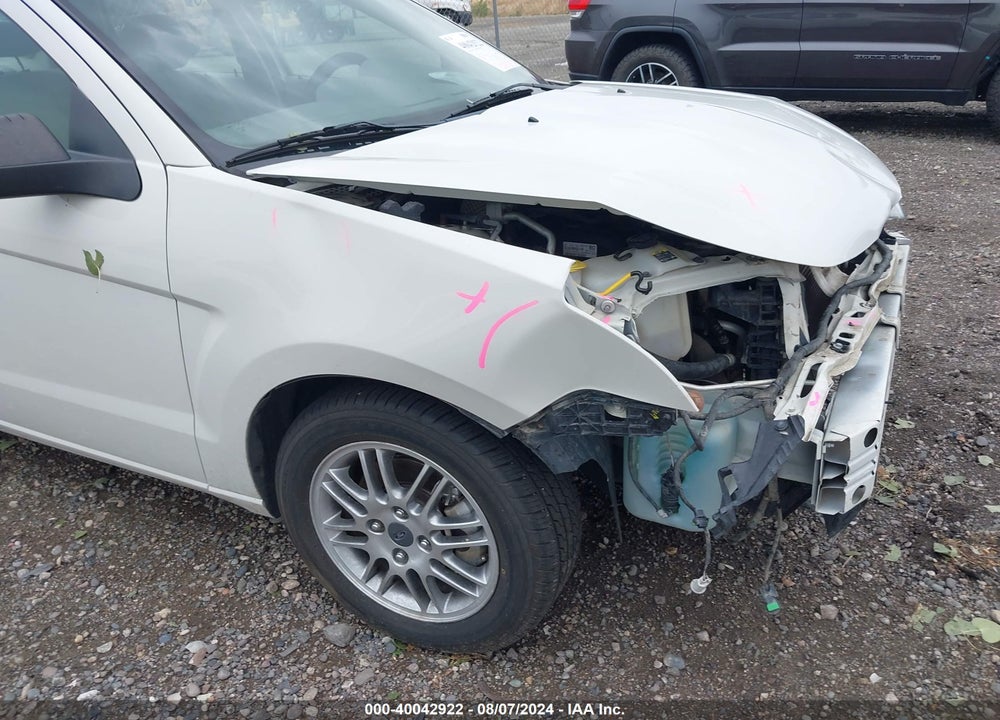 2011 FORD FOCUS SE VIN: 1FAHP3FN3BW182723