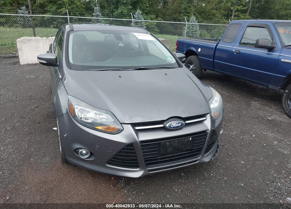 2012 FORD FOCUS TITANIUM VIN: 1FAHP3N21CL389802