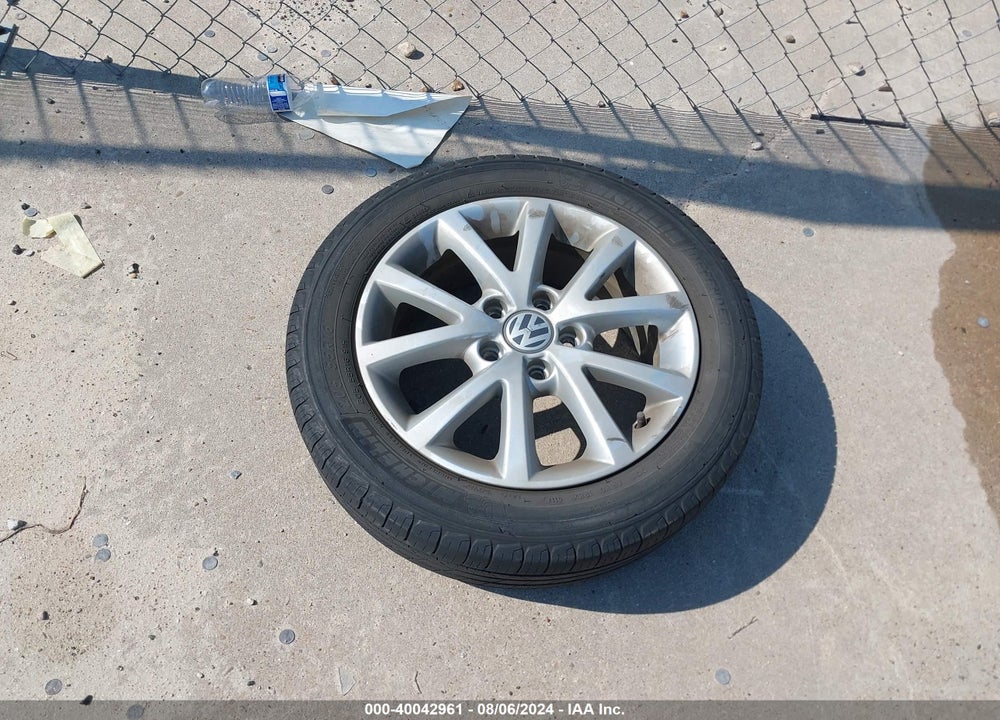 2012 VOLKSWAGEN JETTA 2.5L SE VIN: 3VWDX7AJ5CM343768