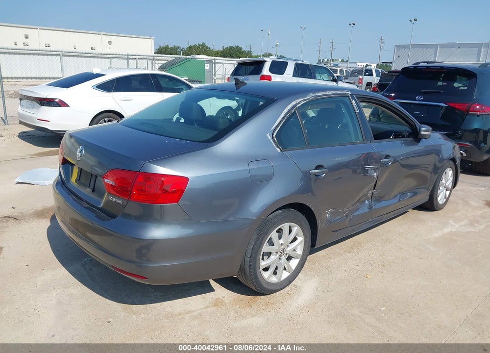2012 VOLKSWAGEN JETTA 2.5L SE VIN: 3VWDX7AJ5CM343768