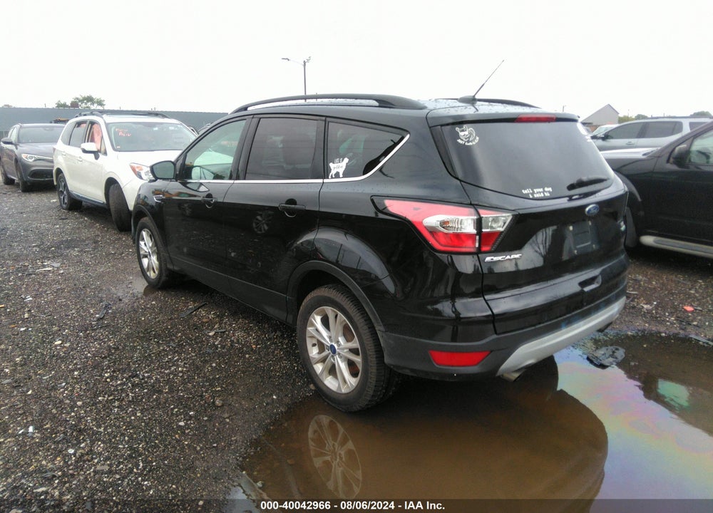 2017 FORD ESCAPE VIN: 1FMCU0G90HUE33808