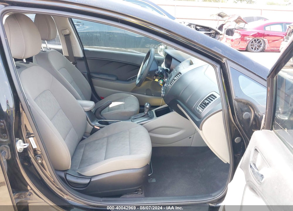 2015 KIA FORTE LX VIN: KNAFK4A6XF5362716