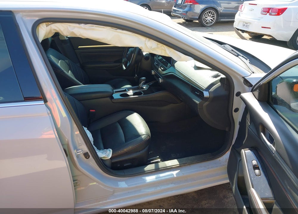 2023 NISSAN ALTIMA SR FWD VIN: 1N4BL4CV9PN422284