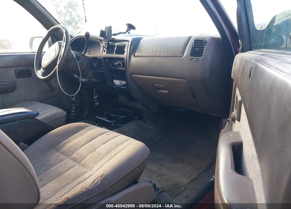 1998 TOYOTA TACOMA VIN: 4TAVL52N7WZ030180