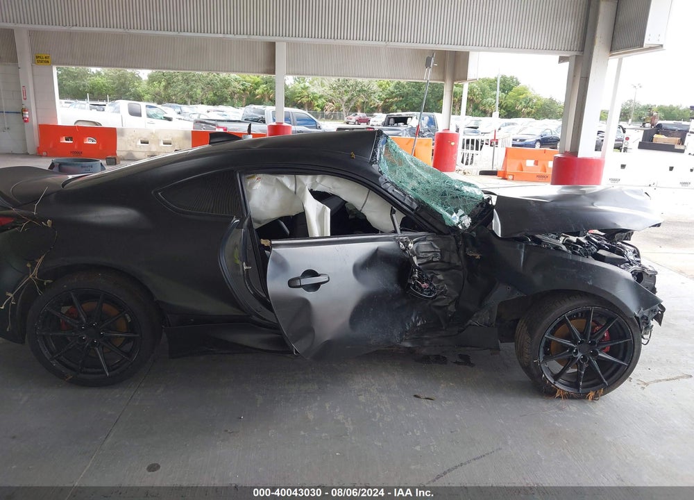2022 TOYOTA GR86 VIN: JF1ZNBF13N8756568
