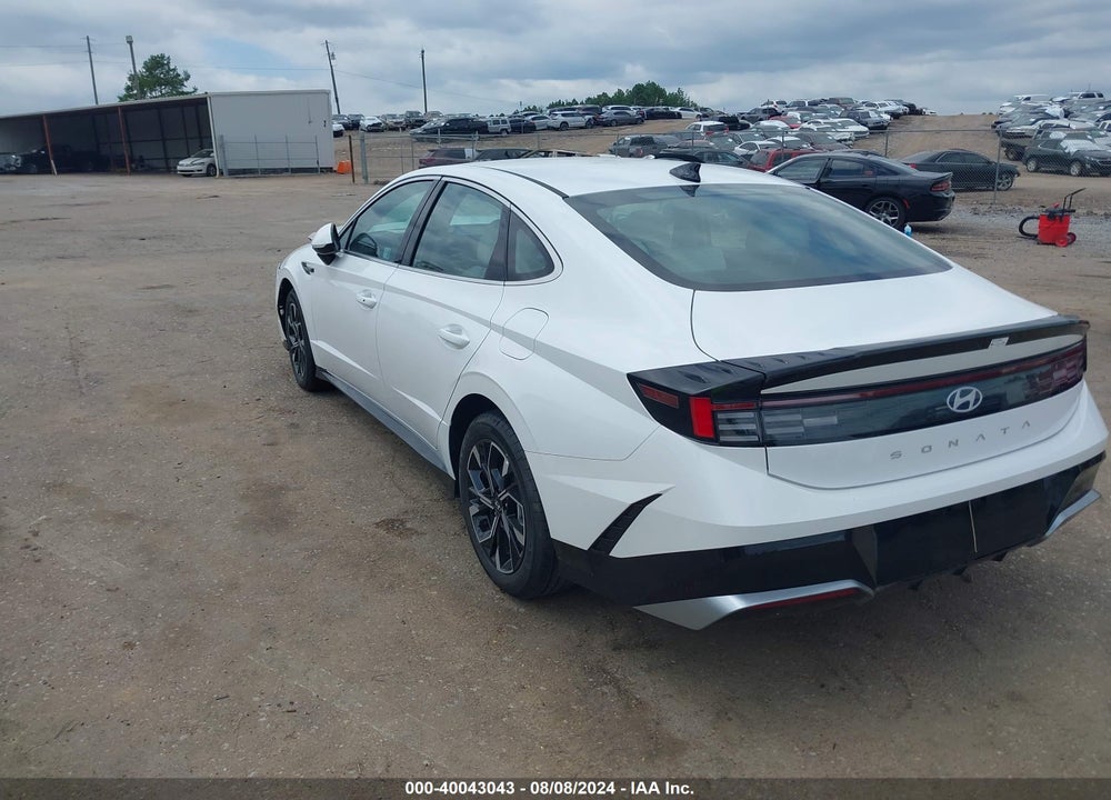 2024 HYUNDAI SONATA VIN: KMHL64JA4RA376617